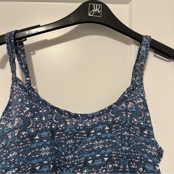 Abercrombie & Fitch Blue Purple Paisley Crop Top Size Large Women’s - Picture 3 of 10